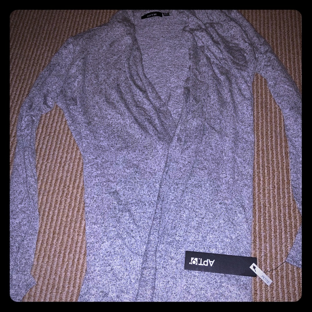 New women’s size XS petite long sweater jacket